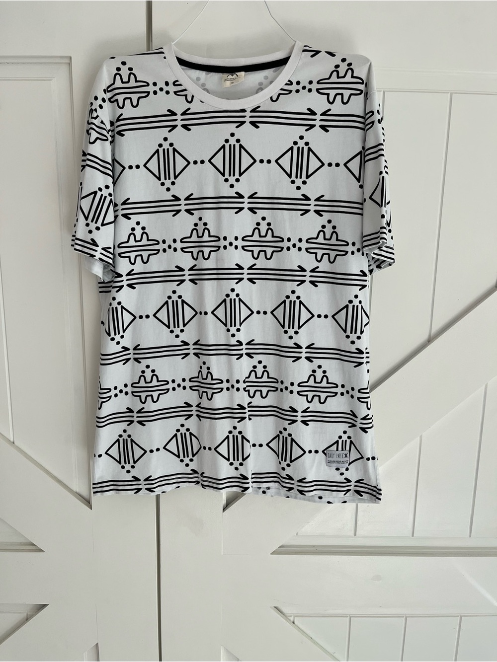 DAILY PAPER White & Black Geometric Short-Sleeve Men's Shirt